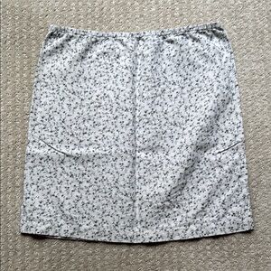🟢 5/$25 Handmade Linen Pull-On Stretch Waist Mini Skirt in Cream Floral Pattern